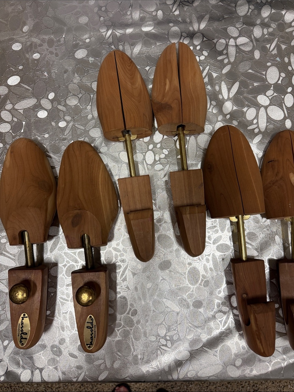Wooden Shoe Trees - Cedar Shoe Stretchers